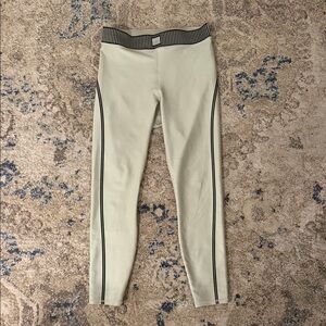 Airlift High-Waist 7/8 Line Up Legging - Limestone